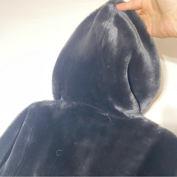 Alia Black Faux Fur Coat With Hood And Winter Themed Trim M - Picture 15 of 16
